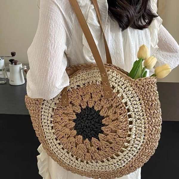 Paper rope hollow out colorful round plate grass woven bag casual beach bag one shoulder fashionable woven bag - Image 4