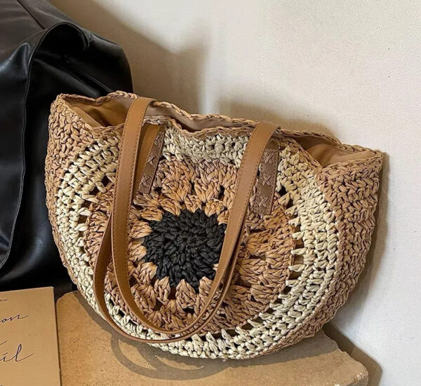 Paper rope hollow out colorful round plate grass woven bag casual beach bag one shoulder fashionable woven bag - Image 5