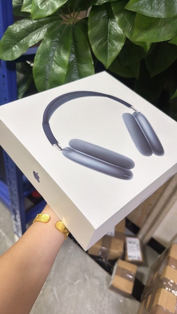 AirPods Max Wireless Headphones – ANC & Spatial Audio - Image 3